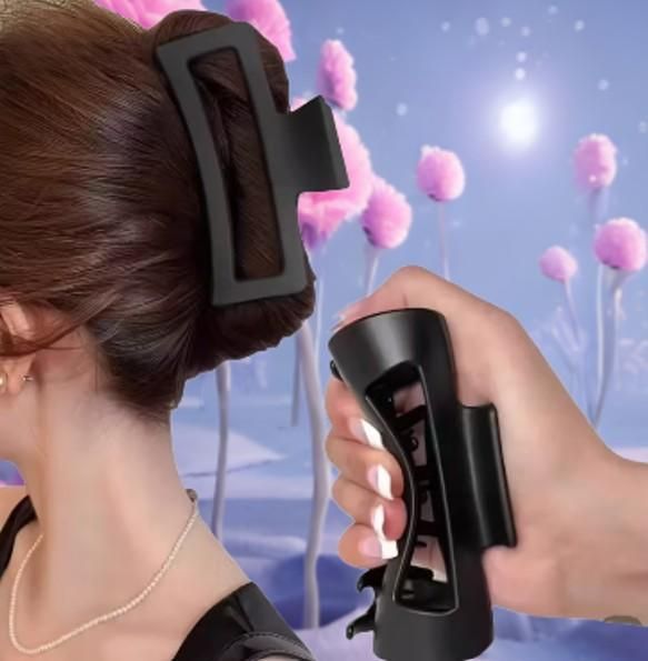 Silicon Hair Buckle (But 1 get 1 free)