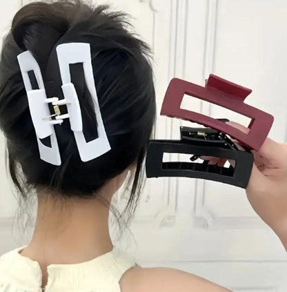 Silicon Hair Buckle (But 1 get 1 free)